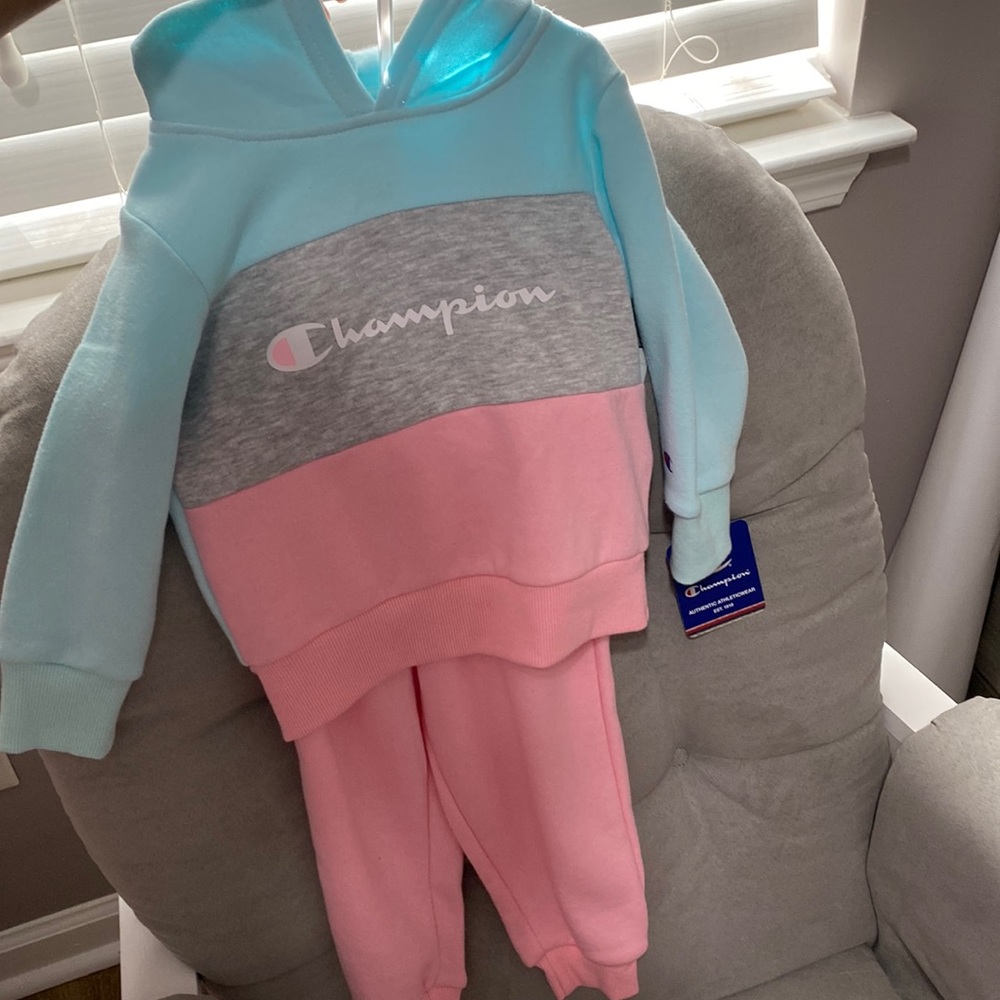 Baby girl Champion outfit